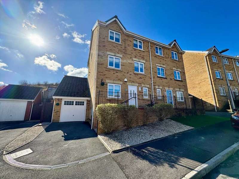 4 Bedrooms Semi Detached House for sale in Parc Gellifaelog, Tonypandy, CF40