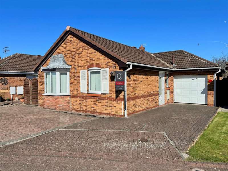 3 Bedrooms Detached Bungalow for sale in Worcestershire Close, Hull, HU5