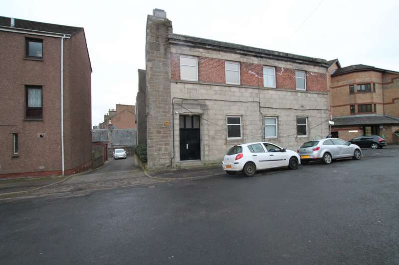 4 Bedrooms Property for rent in Corso Street, Dundee, DD2