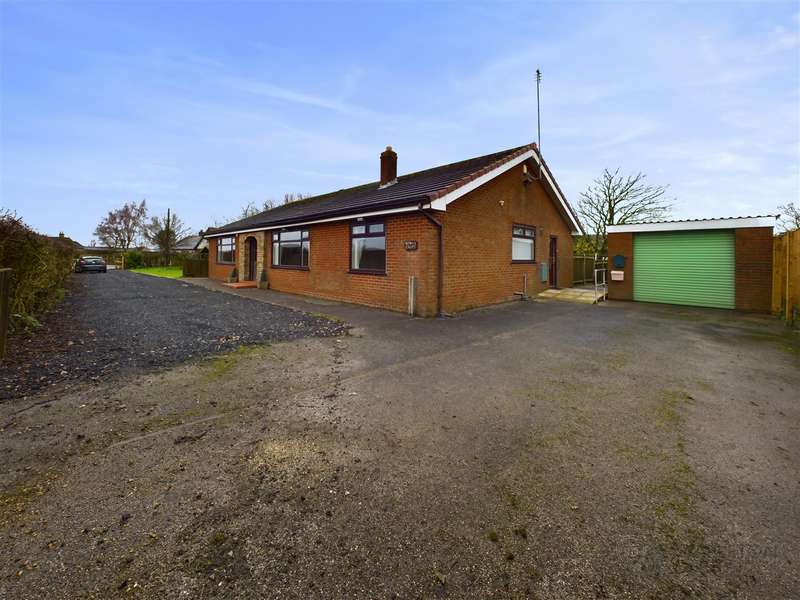 3 Bedrooms Detached Bungalow for sale in Gores Lane, Crank, St. Helens, WA11