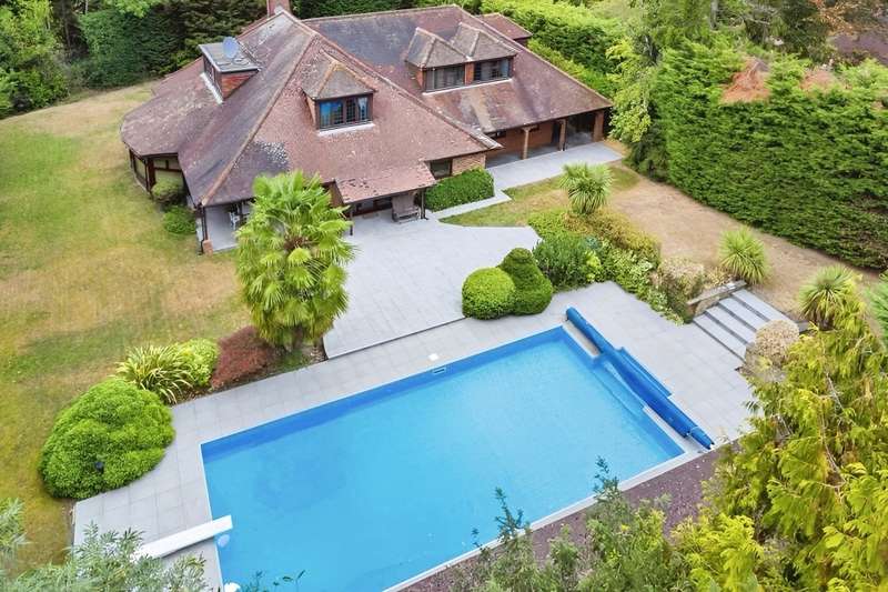 5 Bedrooms Detached House for sale in Church Lane, Stoke Poges, SL2