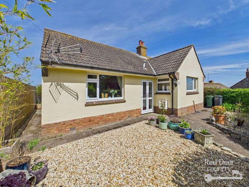 3 Bedrooms Property for sale in St Decumans Road, Watchet, TA23