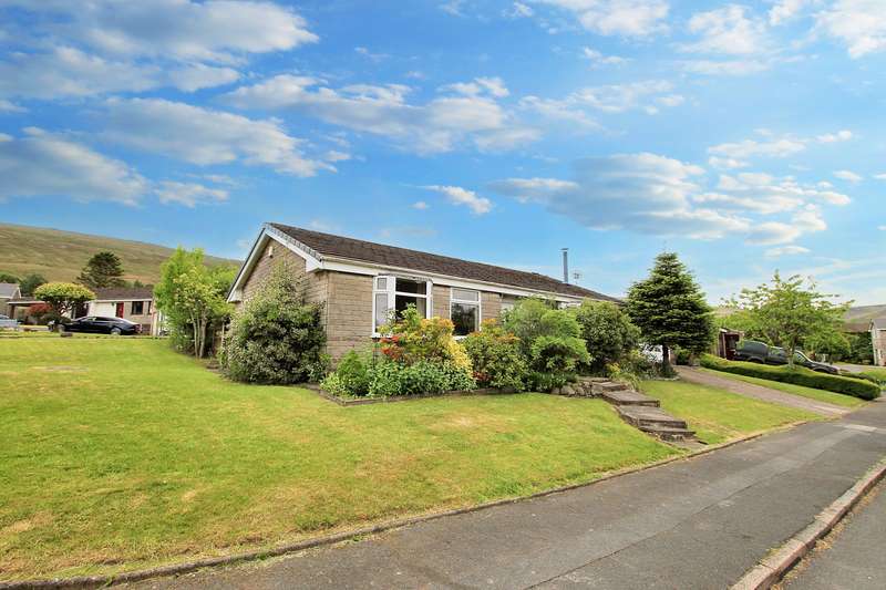 3 Bedrooms Property for sale in Harvelin Park, Todmorden, OL14