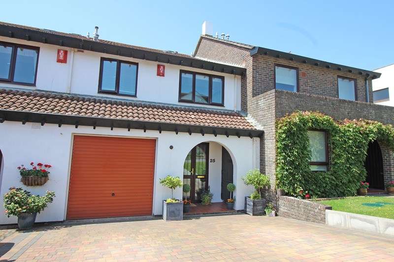 Properties For Sale Listed By Hayward Fox Milford On Sea