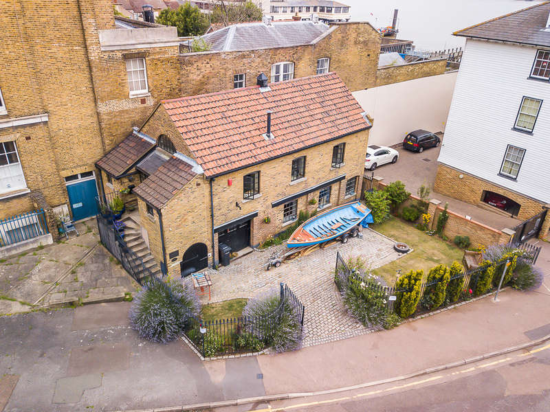 Properties for Sale in Gravesend, Bentley Street Gravesend Kent