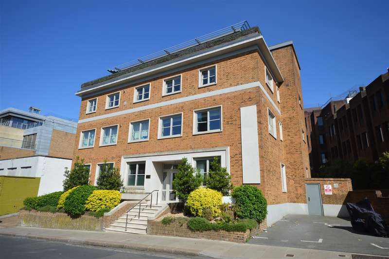 Properties for Sale in Richmond, The Green Richmond Surrey