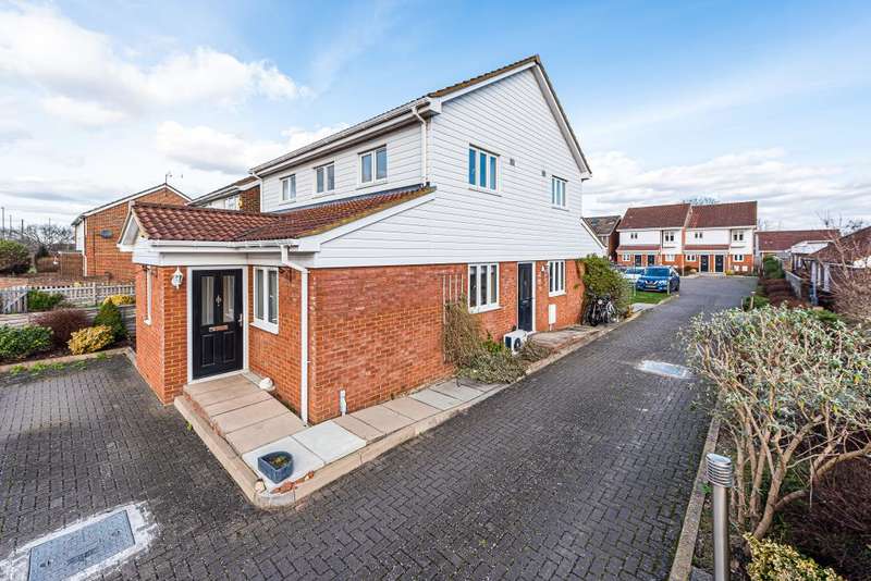 Properties for Sale in Ashford, Ashford Middlesex