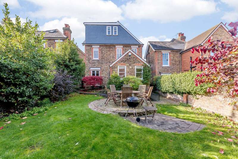 Property for Sale in Wherwell Road, Guildford, Surrey, Gu2