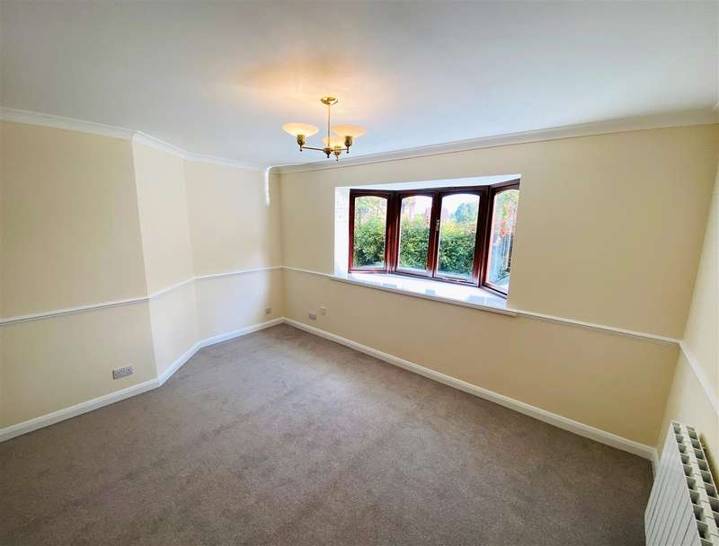 Property for Sale in Street, Snaith, Goole, Dn14
