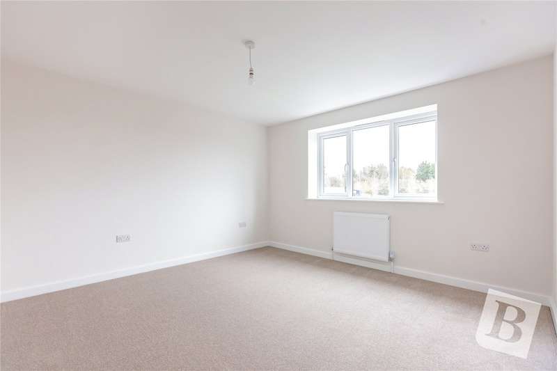 Property for Sale in Lynfords Drive, Runwell, Wickford, Essex, Ss11