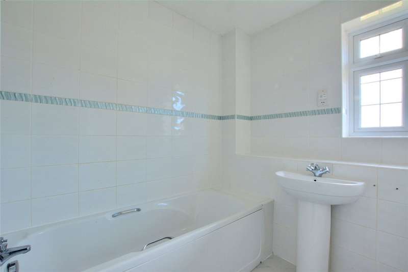 Property to rent in Beechwood Rise, Chislehurst, Br7