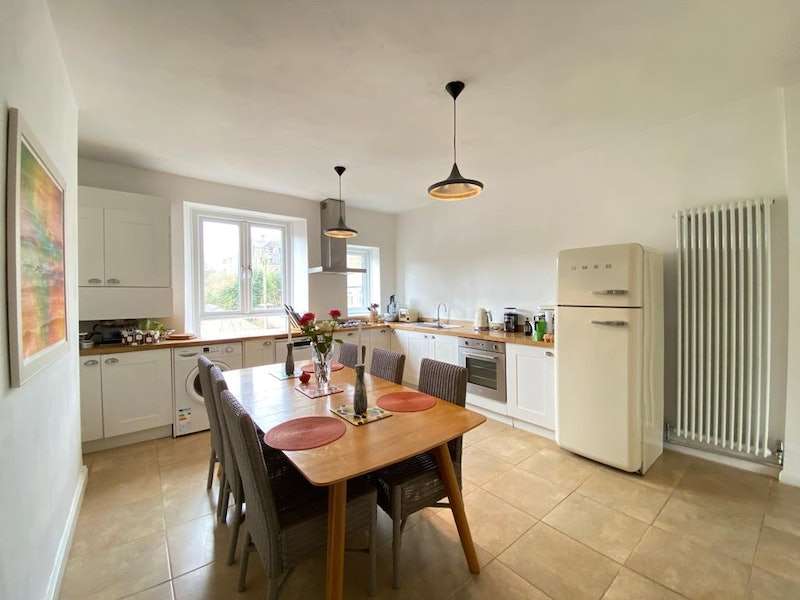 Property for Sale in Elland Road, Sowerby Bridge, West Yorkshire, Hx6