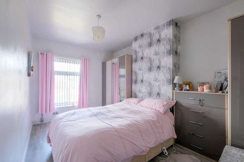 Property for Sale in Wetlands Road, Meltham, Hd9