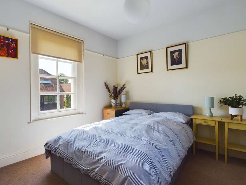 Property to rent in Fernbrook, Pangbourne, Rg8