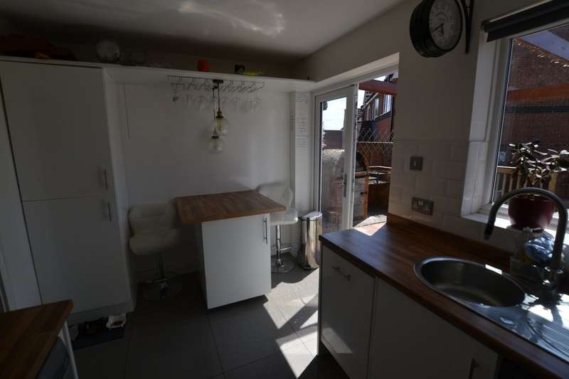 Property to rent in Yeats Close, Thorpe Astley, Leicester, Le3