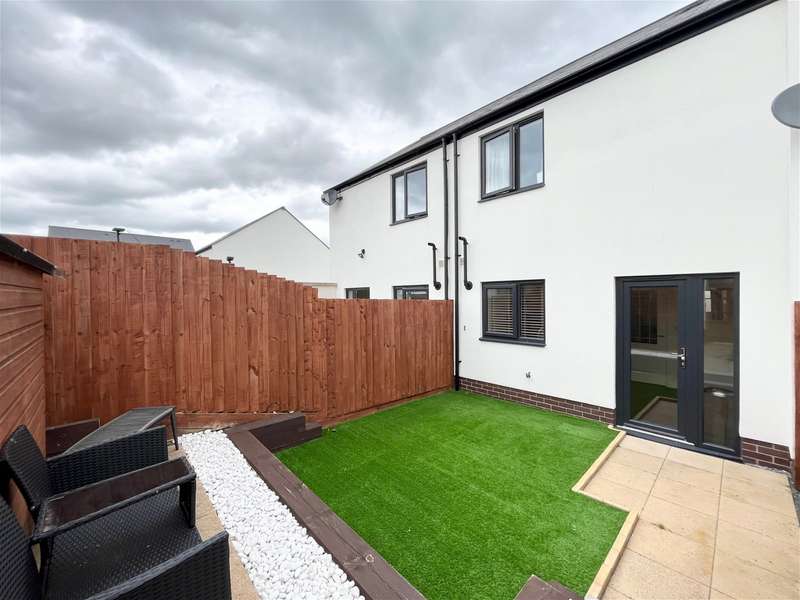 Property for Sale in Foxglove Way Paignton , Tq4