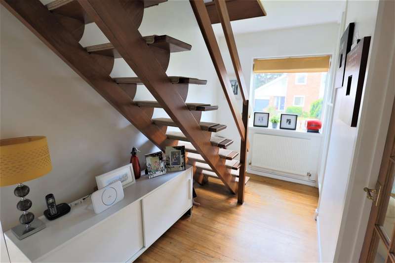 Property for Sale in The Verlands, Cowbridge, Vale Of Cf71