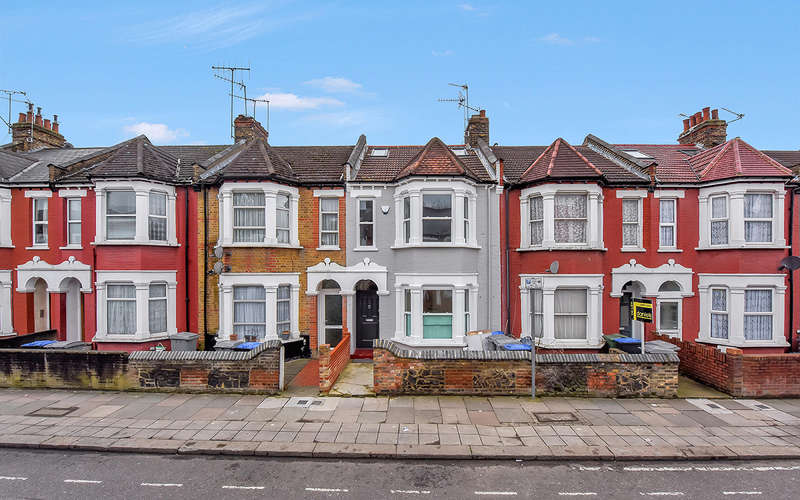 Property to rent in Roundwood Road, Harlesden, Nw10