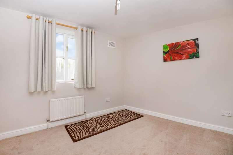 Property to rent in Main Road, Middleton Cheney, Ox17