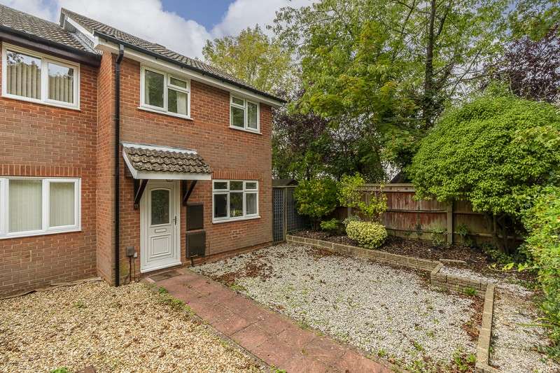 Property for Sale in Friars Croft, Netley Abbey, Southampton, Hampshire