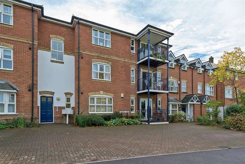 Property for Sale in Tower View, Chartham, Canterbury, Ct4