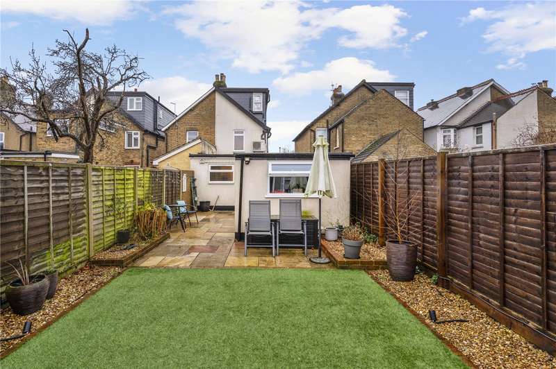 Property for Sale in Sunbury Lane, Waltononthames, Surrey, Kt12