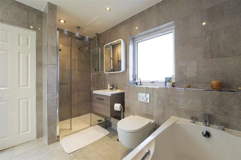 Property for Sale in Magnolia Drive, Chartham, Chartham, Ct4