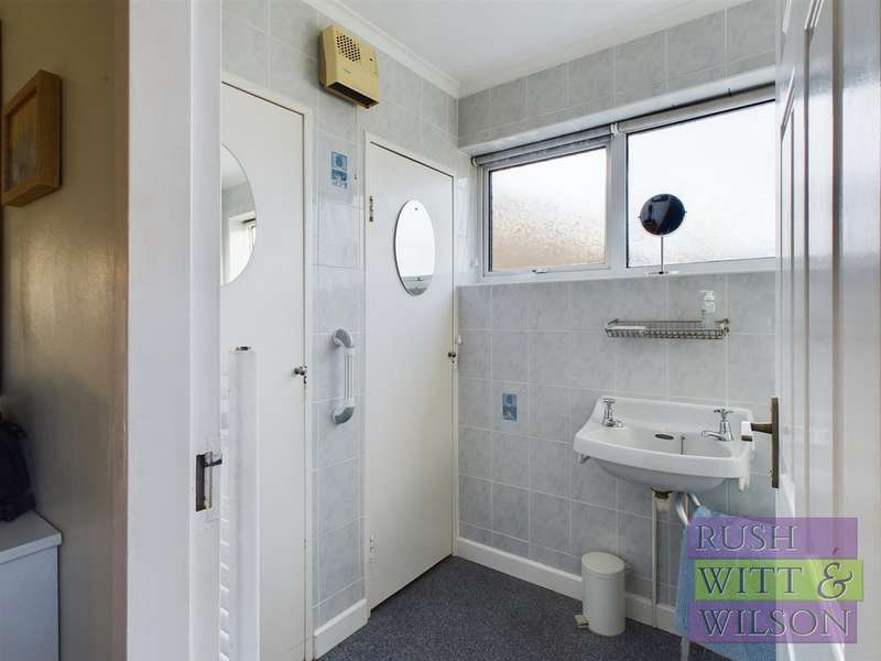 Property for Sale in Parkstone Road, Hastings, Tn34