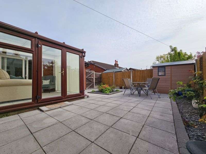 Property for Sale in Woodlee Road, Hesketh Bank, Preston, Pr4