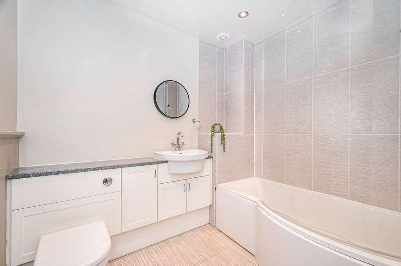 Property for Sale in Lairgate, Beverley, Hu17