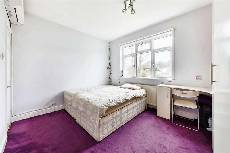 Property to rent in Tenterden Drive, Hendon, London, Nw4