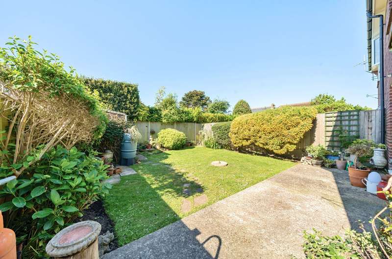 Property for Sale in Wellington Gardens, Selsey, Po20