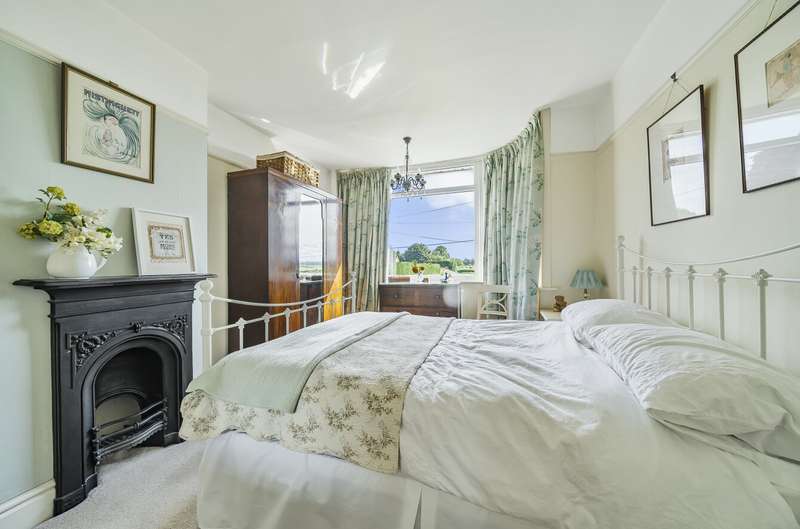 Property for Sale in Milbourne Lane, Milbourne, Malmesbury, Wiltshire