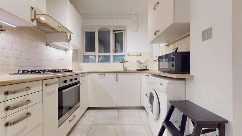 2 Bedrooms Flat for sale in Fleetfield, Birkenhead Street, WC1H