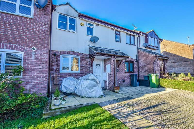 2 Bedrooms Terraced House for sale in The Brambles, Berkeley, GL13