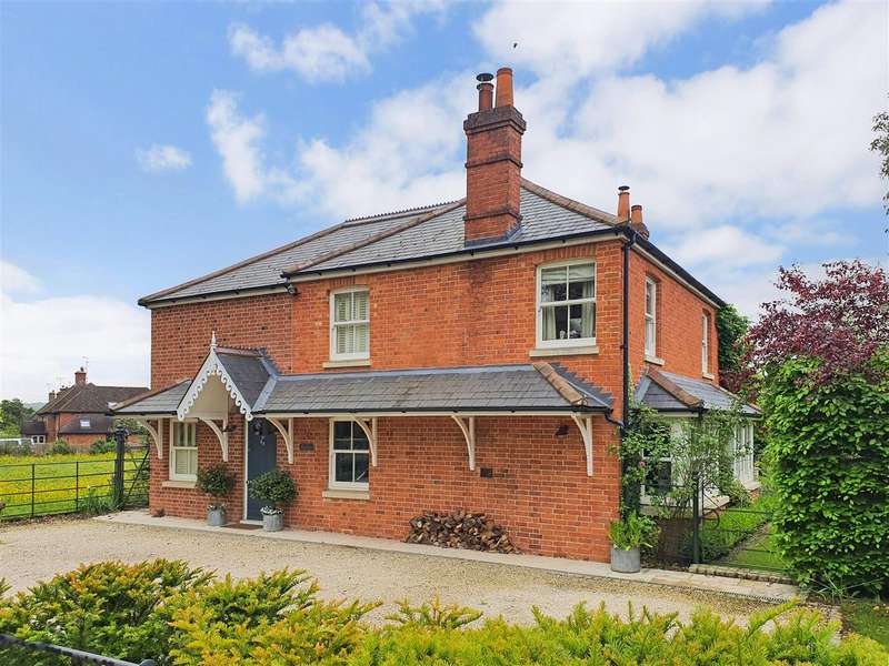 4 Bedrooms Detached House for sale in Checkendon, Reading, RG8