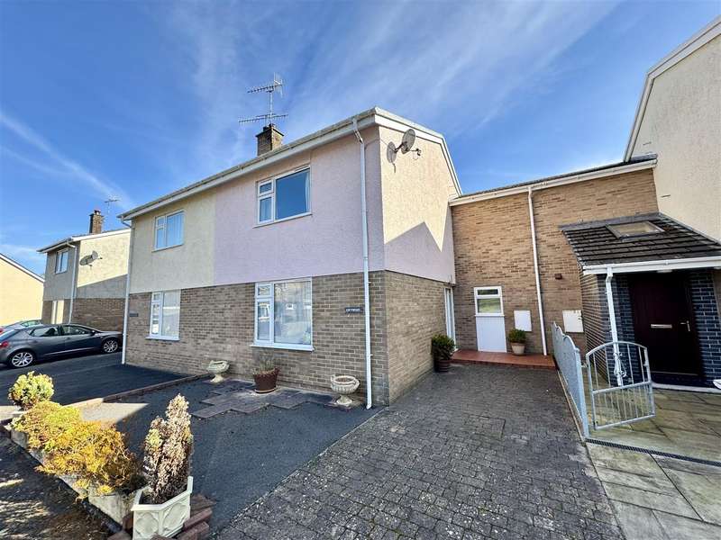 3 Bedrooms Semi Detached House for sale in Berllan Deg, Aberaeron, SA46