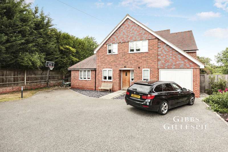 4 Bedrooms House for rent in Post Office Cottages, Hollybush Hill, Stoke Poges, Slough, SL2