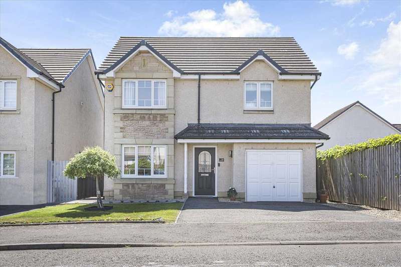 4 Bedrooms Detached House for sale in Brown Crescent, FK2