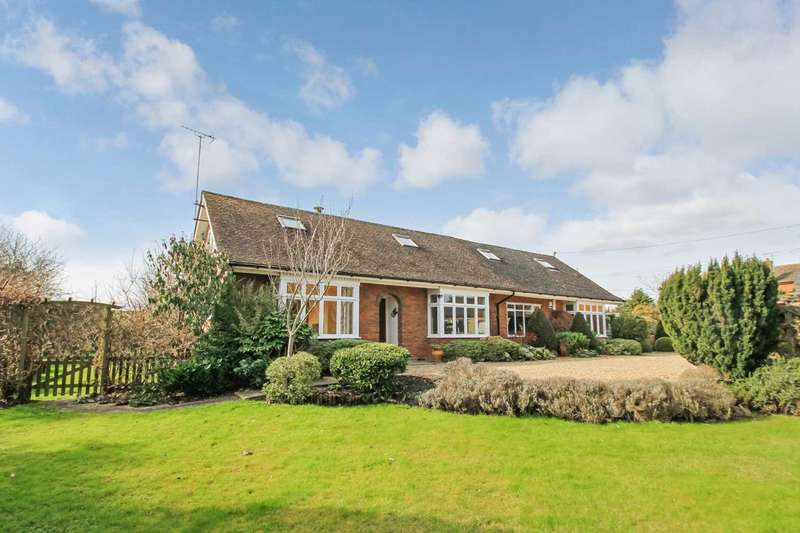 5 Bedrooms Detached House for rent in High Street, Cheddington, LU7