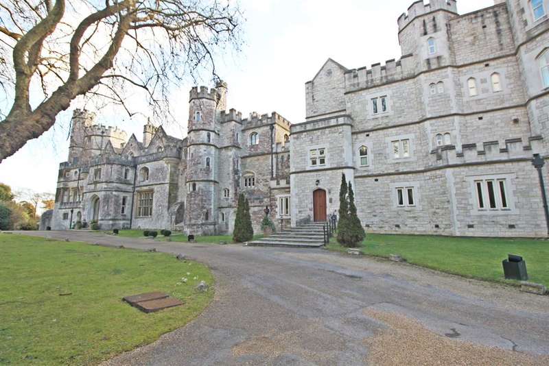 Properties for sale listed by Hunters, Netley Abbey