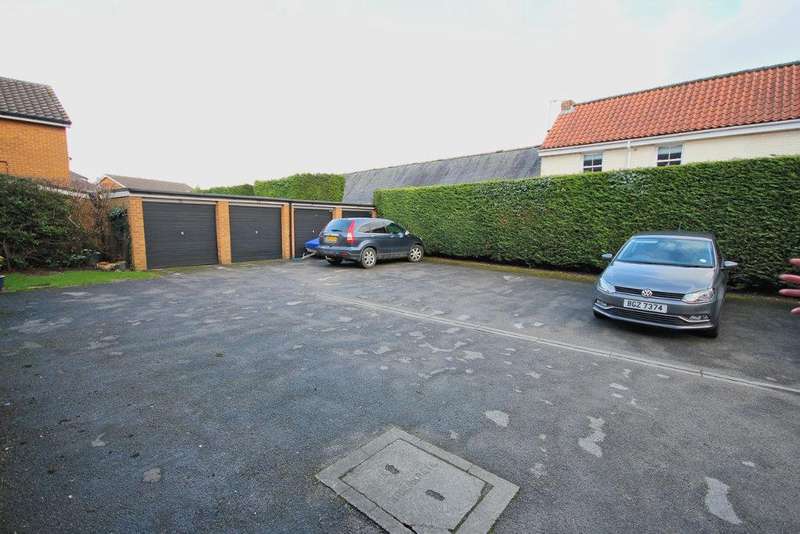 Property for Sale in Queens Drive, Cottingham, Hu16