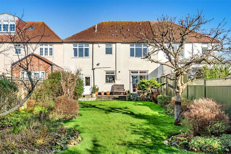 Properties for Sale in Worcester Park, Worcester Park Surrey