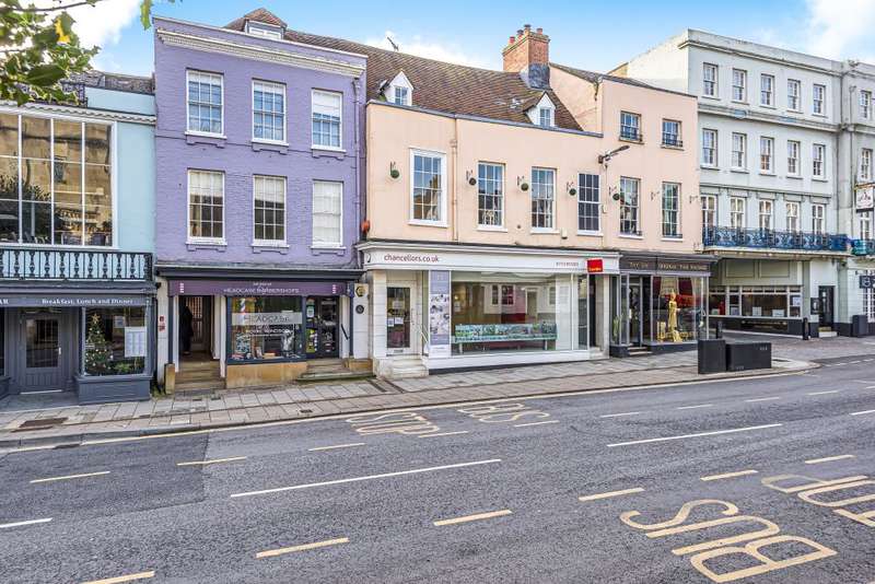 Properties for Sale in Windsor, Chapter Mews Windsor Berkshire