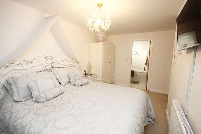 Property for Sale in Trevore Drive, Standish, Wigan, Wn1