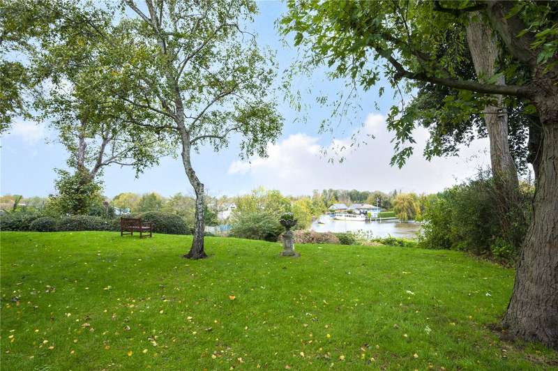 Property for Sale in Mount Felix, Waltononthames, Surrey, Kt12