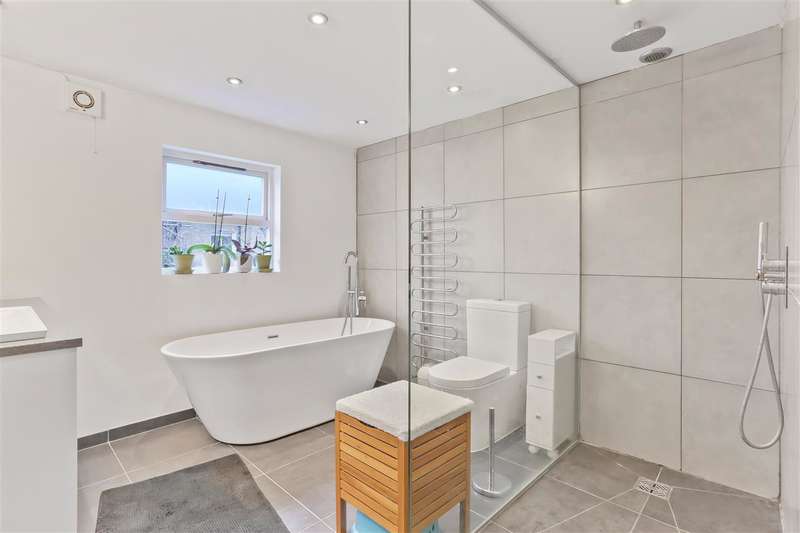 Property for Sale in Corinne Road, London, N19