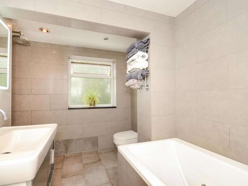 Property for Sale in Moorbank Drive, Crosspool, Sheffield, S10