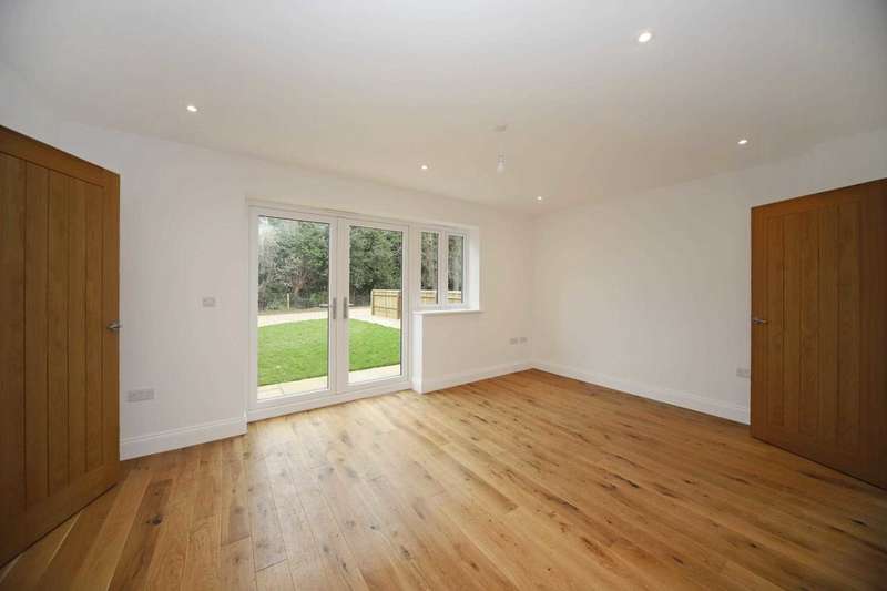 Property for Sale in Bovingdon New Home Spectacular Views, Hp3