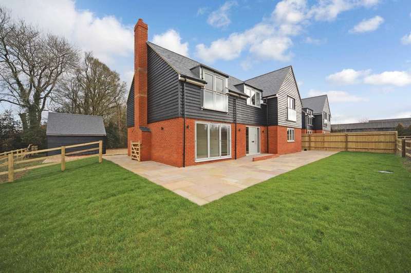 Property for Sale in Bovingdon New Home Spectacular Views, Hp3